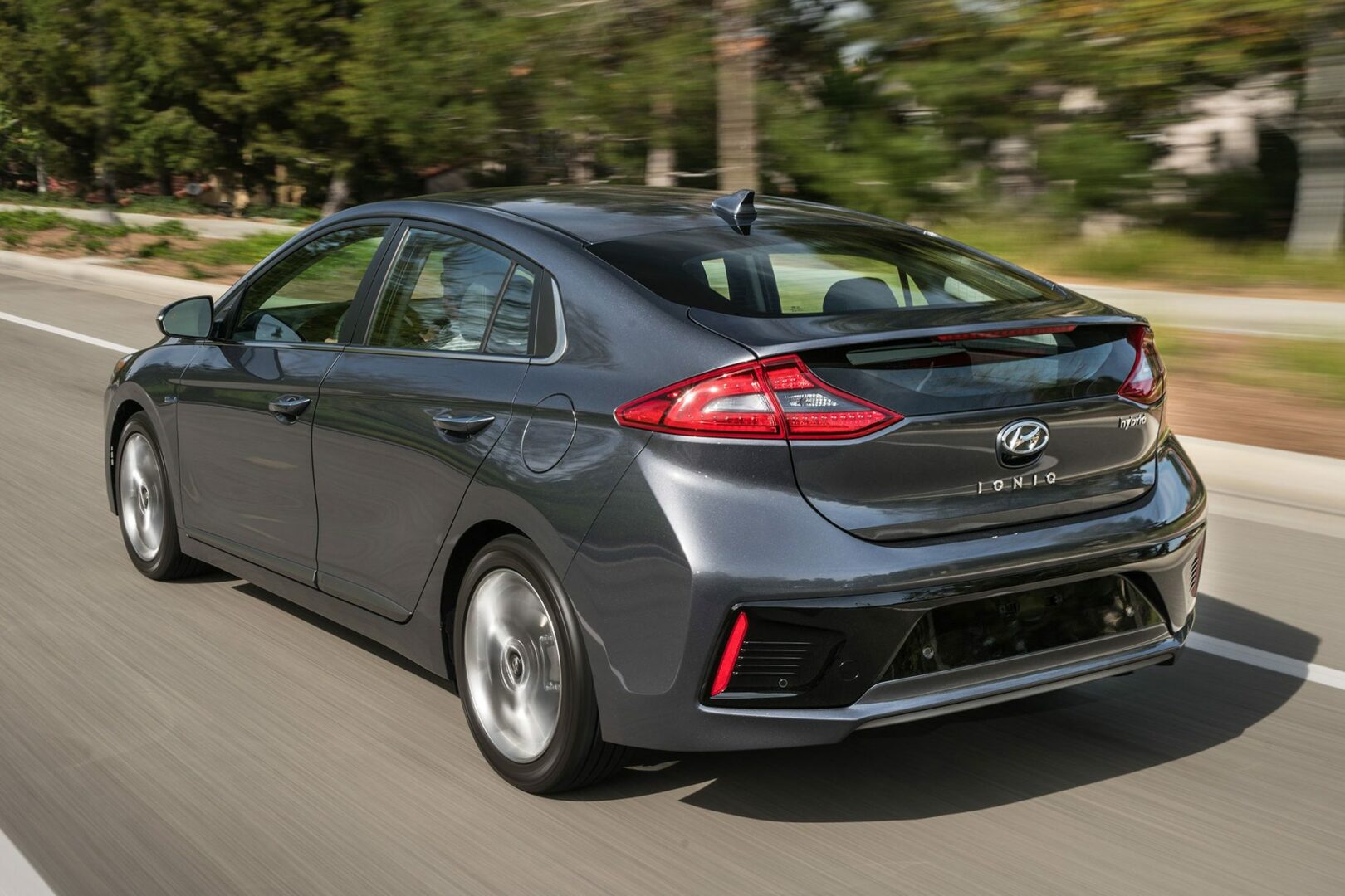 Hyundai IONIQ Hybrid