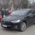 tesla model x slovensko predstavenie