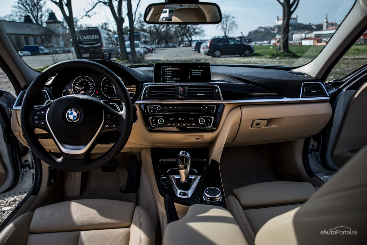 BMW 330e iPerformance