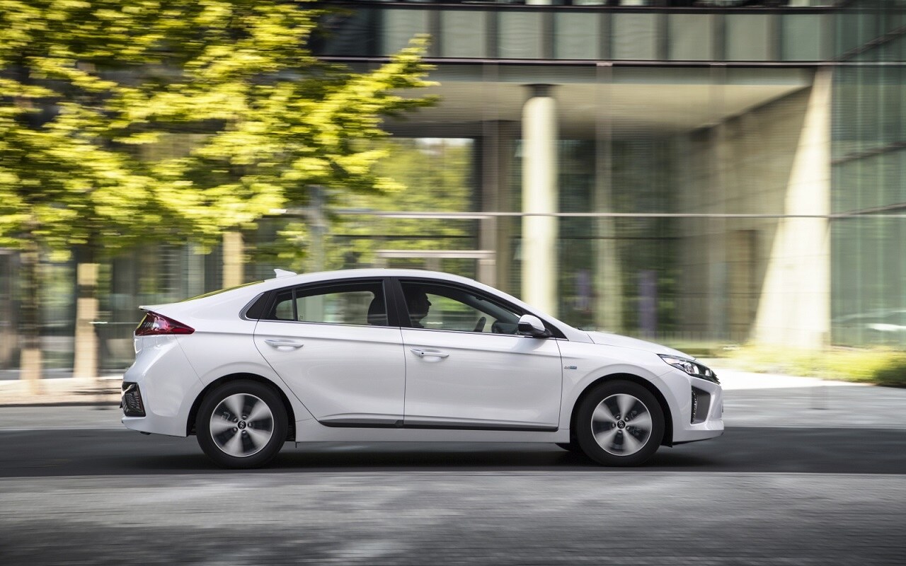 hyundai ioniq plug-in hybrid