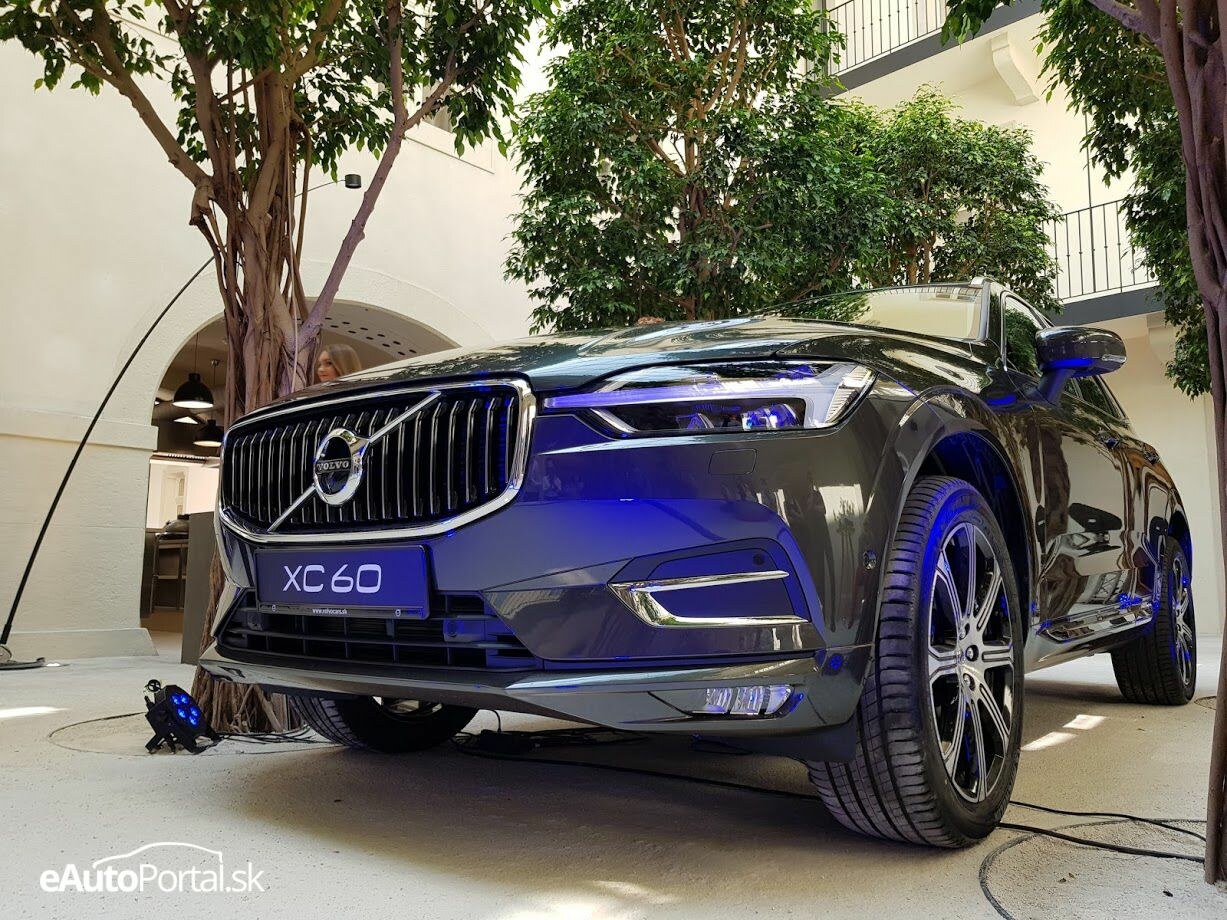 Volvo XC60 T8 (2017)