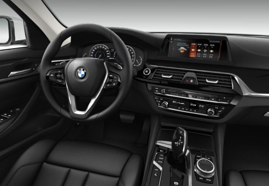 BMW 530e iPerformance - Sport line interiér