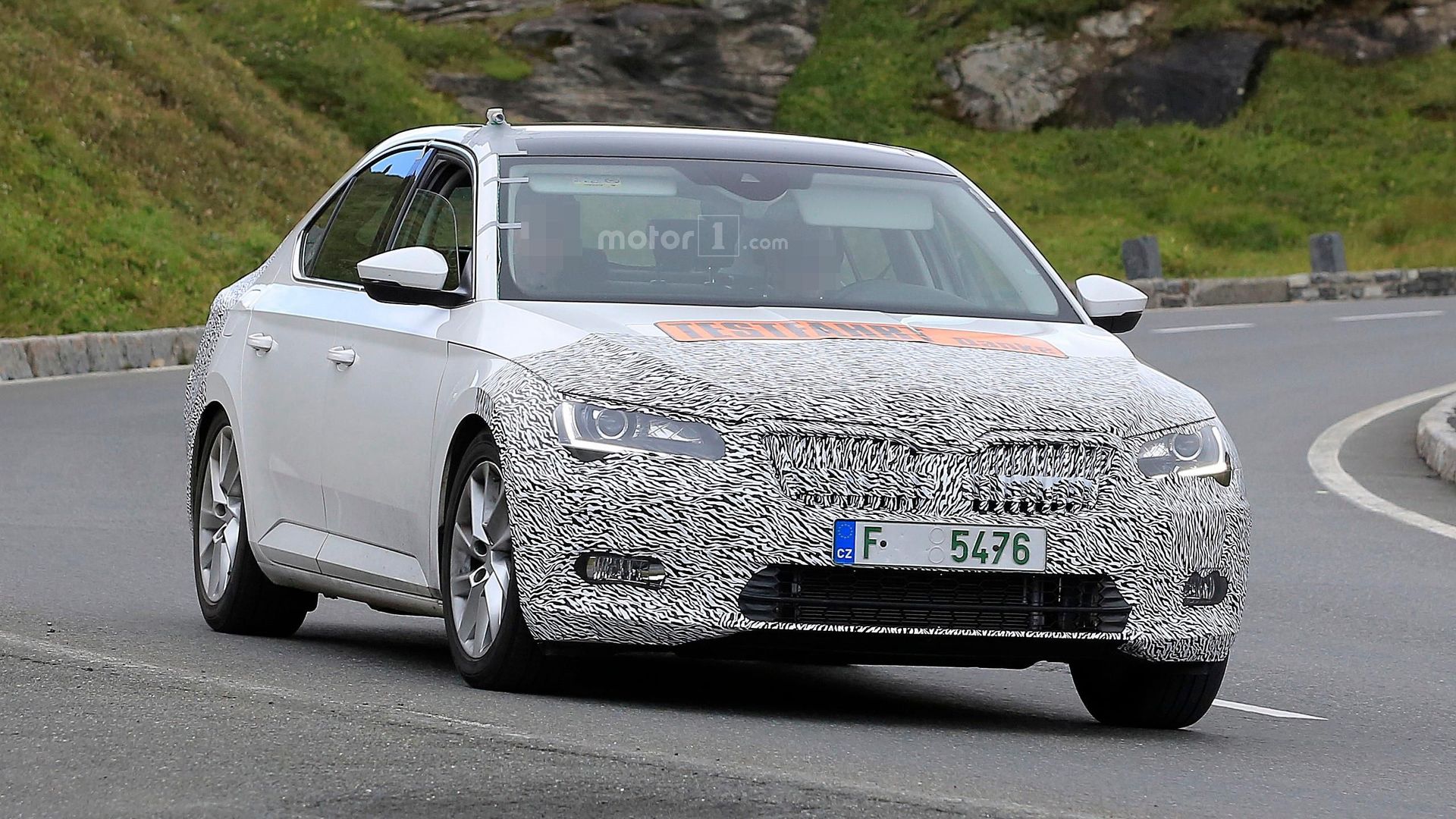 skoda superb plug-in hybrid