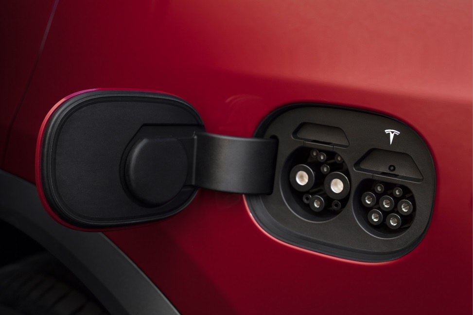 tesla dual port