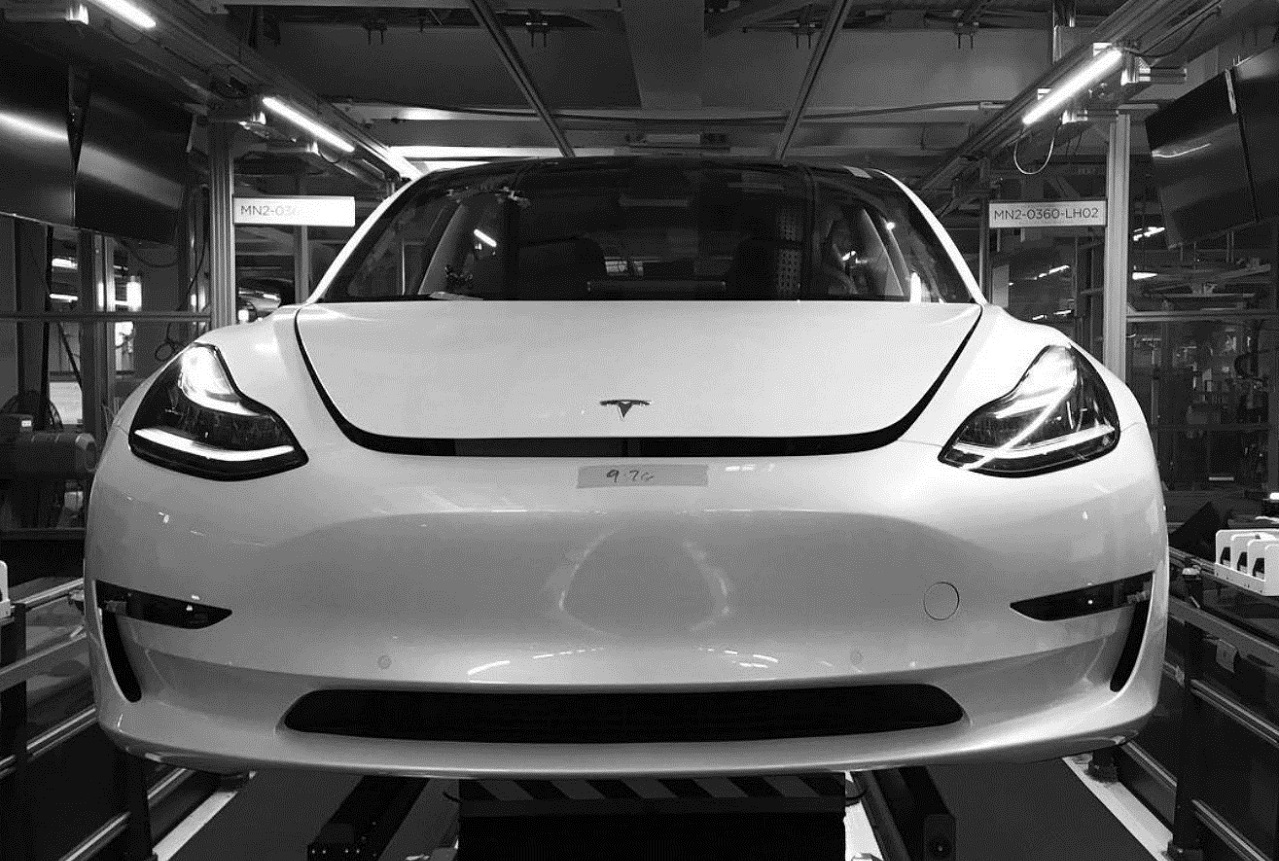 tesla model 3 nove komponenty