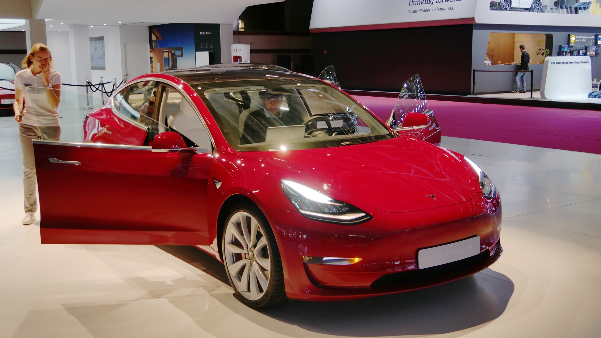 tesla model 3 cruise control