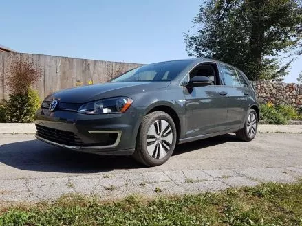 volskwagen e golf autobazar