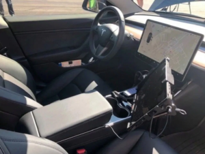 tesla model 3 policia volant