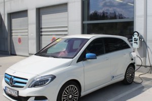 Mercedes-Benz B 250 e