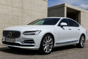 Volvo S90 plug-in hybrid