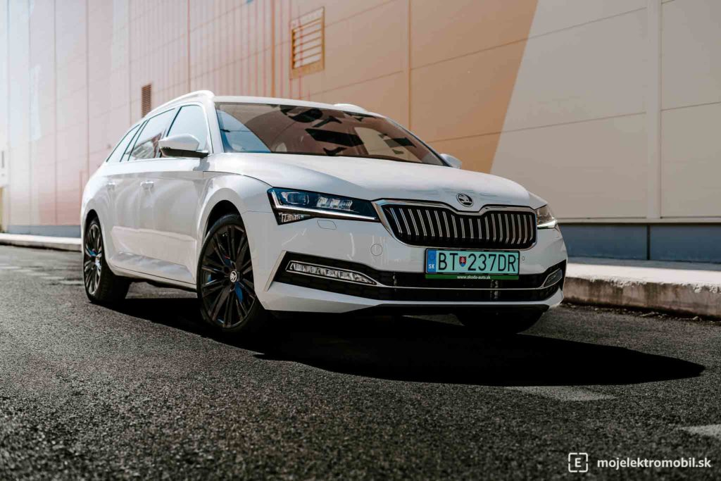 superb ev e iv test skoda Elektromobil roka 2020 výsledky