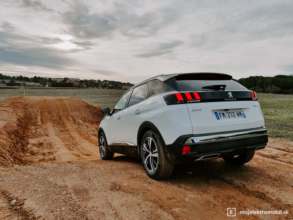 peugeot 3008 phev plug in hybrid ev