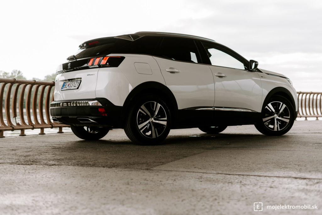 peugeot 3008 phev plug in hybrid ev