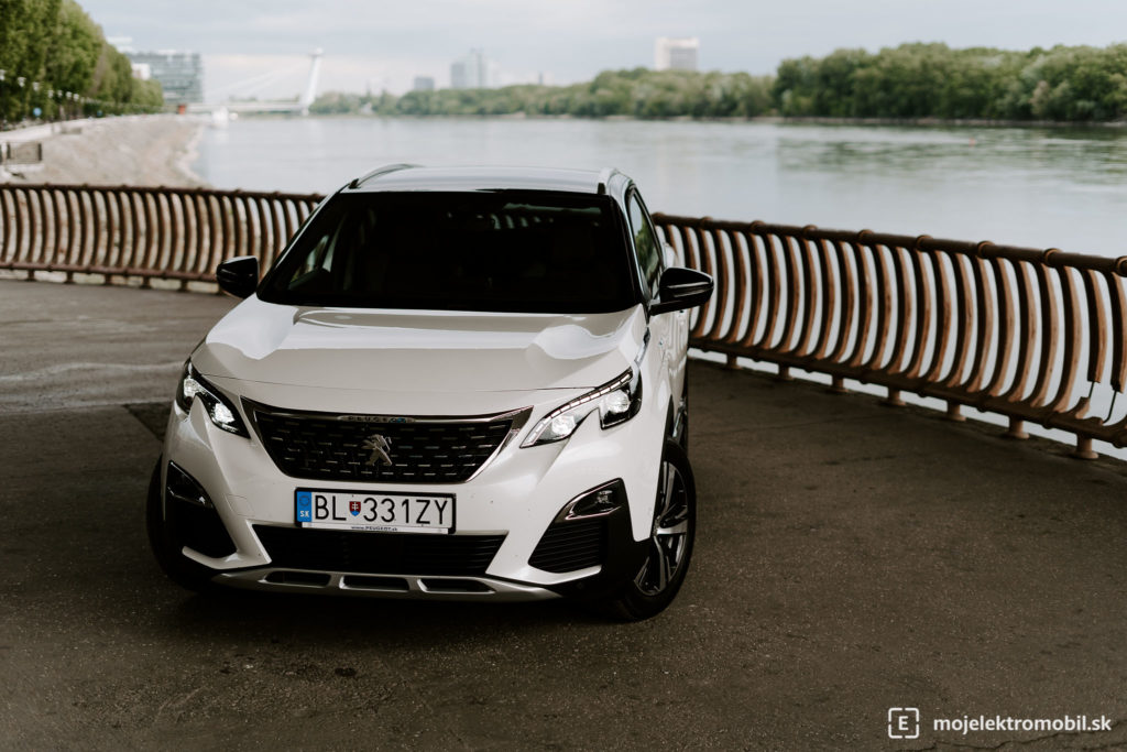 peugeot 3008 phev plug in hybrid ev