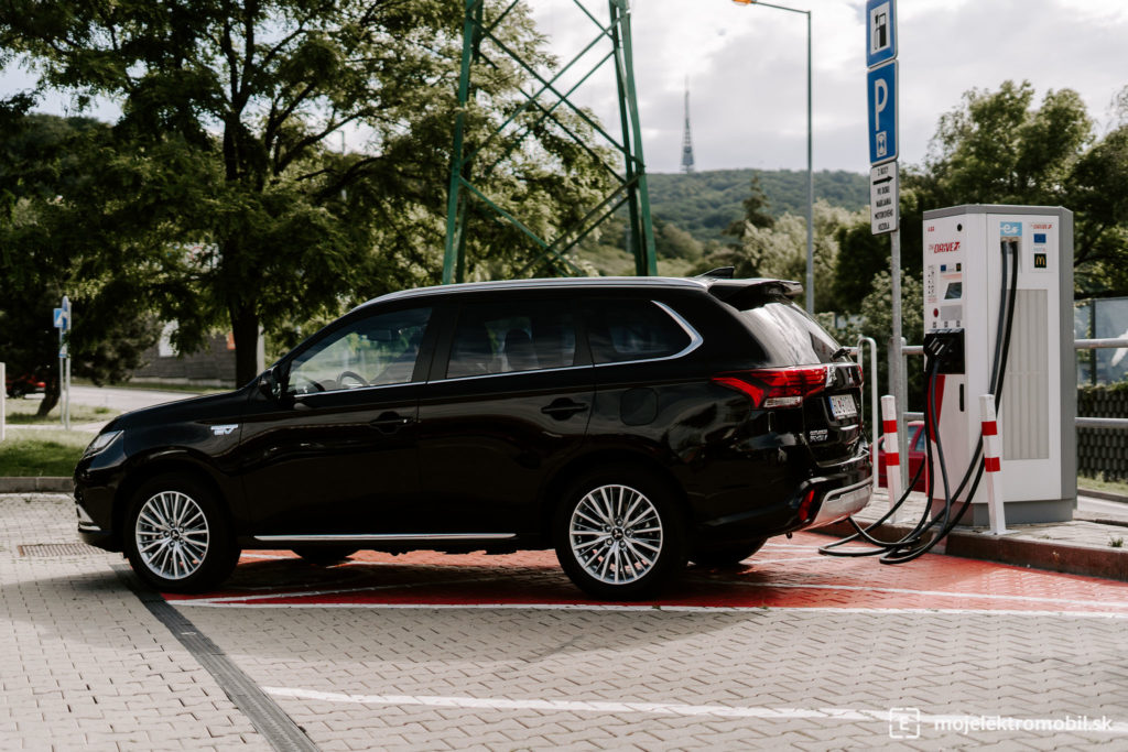 mitsubishi outlander phev plug in hybrid