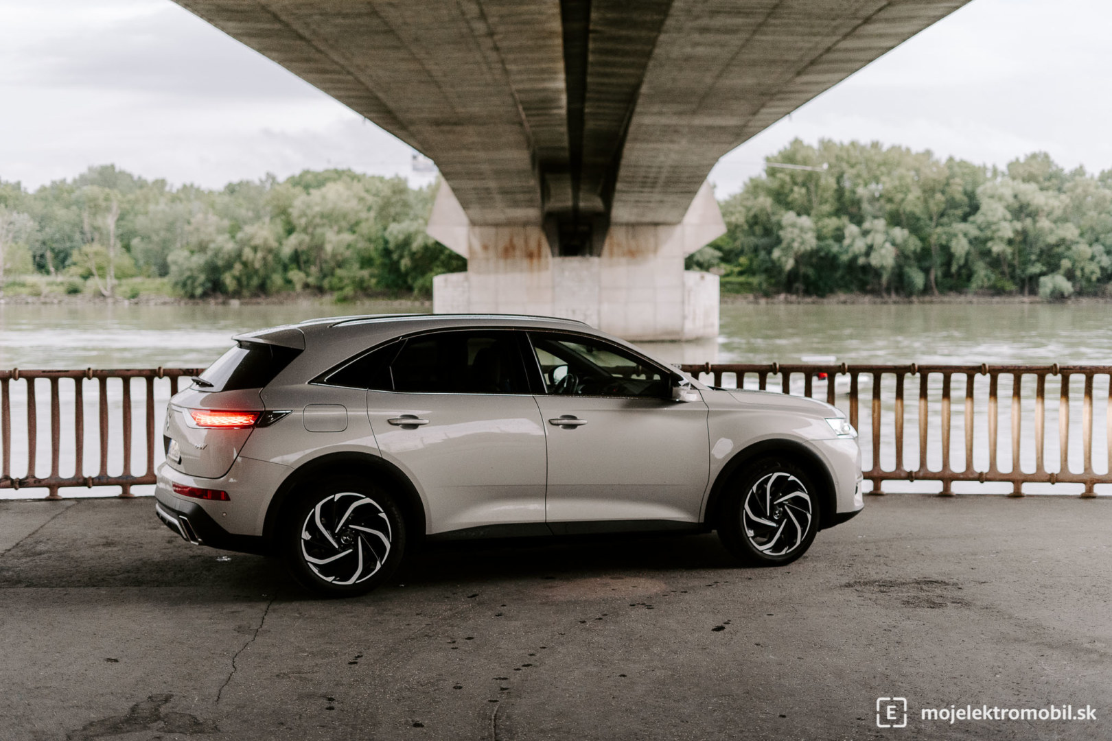 ds7 plug in hybrid test citroen e tense