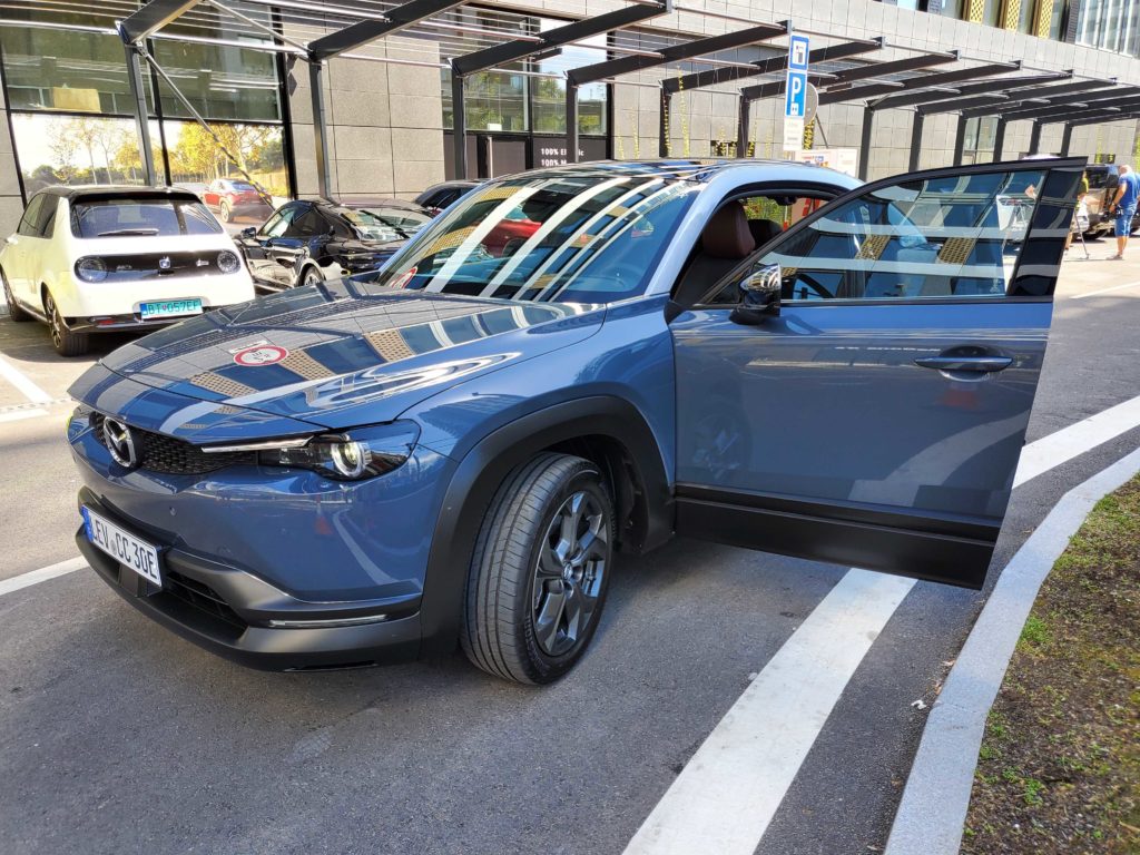 mazda mx-30 bev elektrická elektromobil