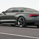 Zamaskovaný prototyp Audi e-tron GT (Foto: Caradvice.com)