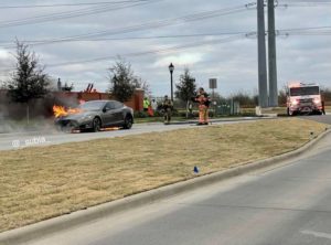 tesla model s požiar