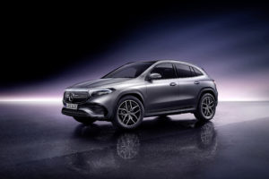 Mercedes-EQ, EQA, AMG Line, mountaingrau magno, Studioaufnahme /