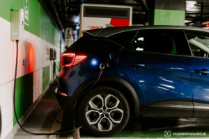 renault captur e-tech phev plug-in hybrid