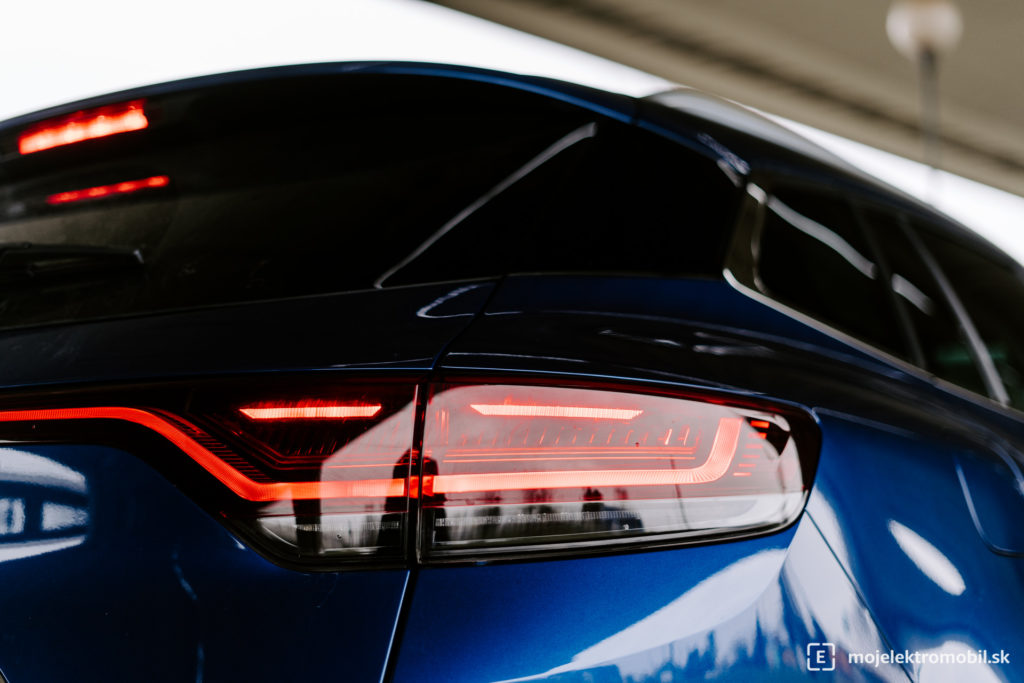 Renault Megane plug-in hybrid PHEV TEST