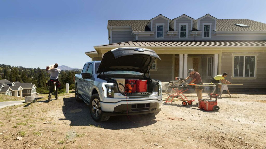 Ford F-150 lightning elektrický pick-up