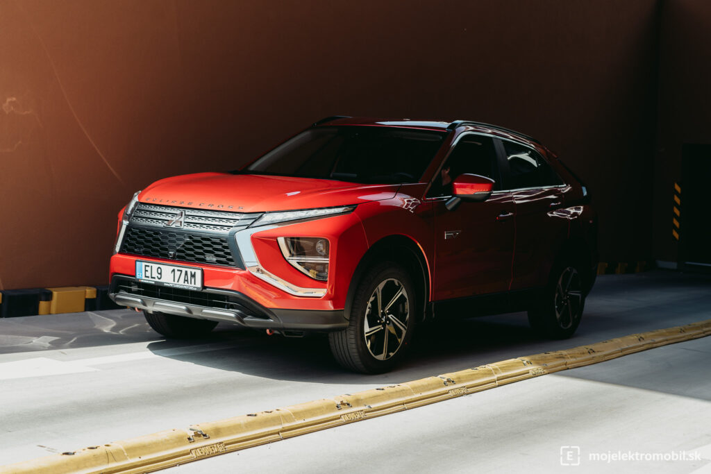 Mitsubishi Eclipse Cross PHEV TEST