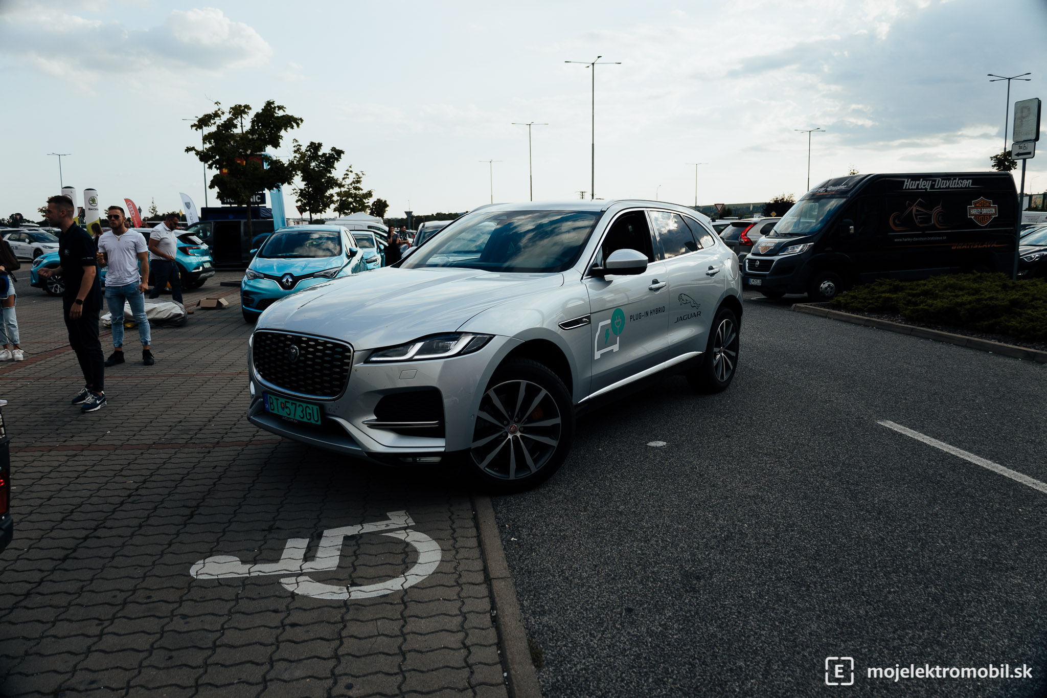 Jaguar Land Rover Salon elektromobilov 2021 Kosice