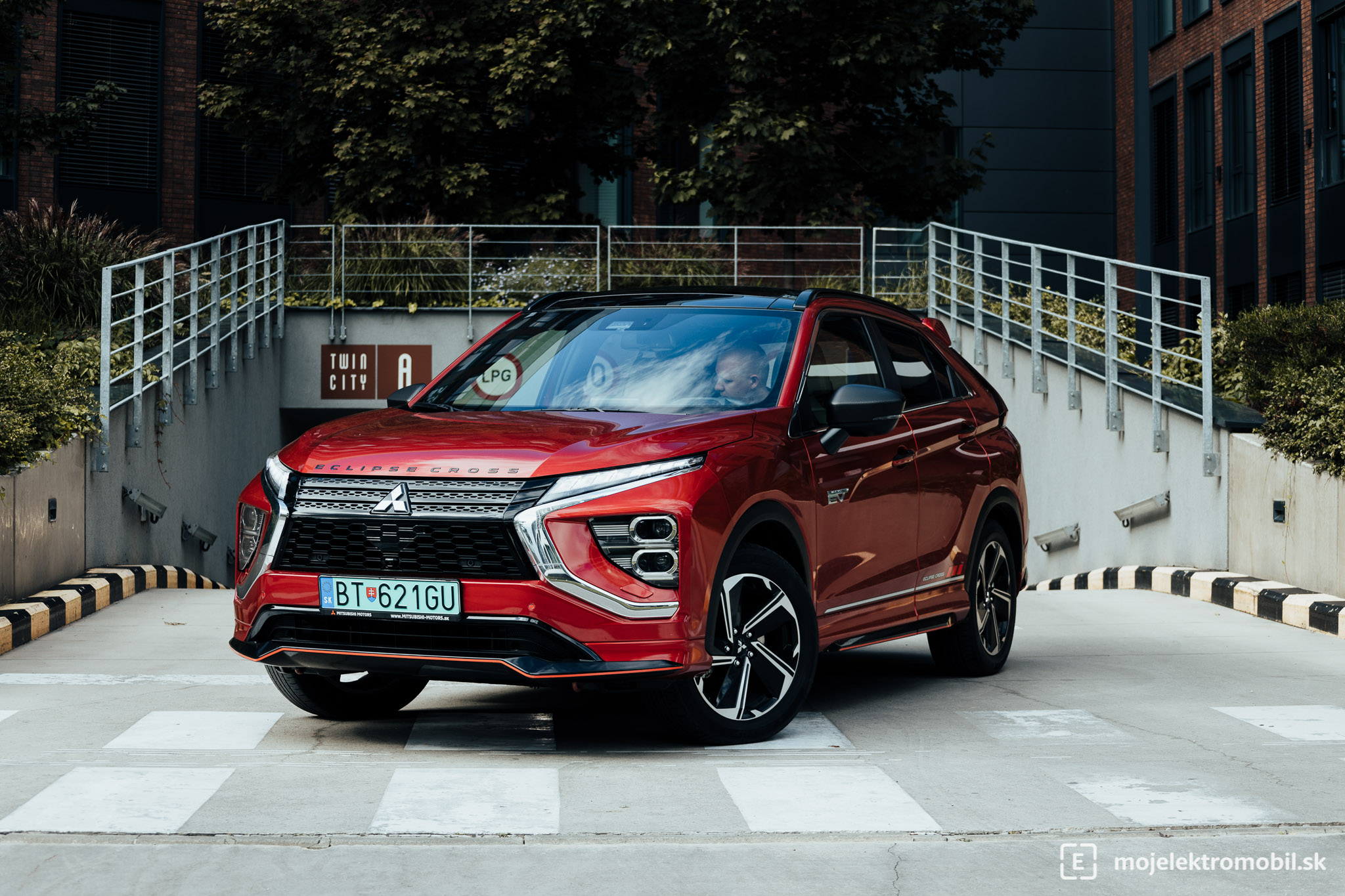 Mitsubishi Eclipse Cross PHEV TEST