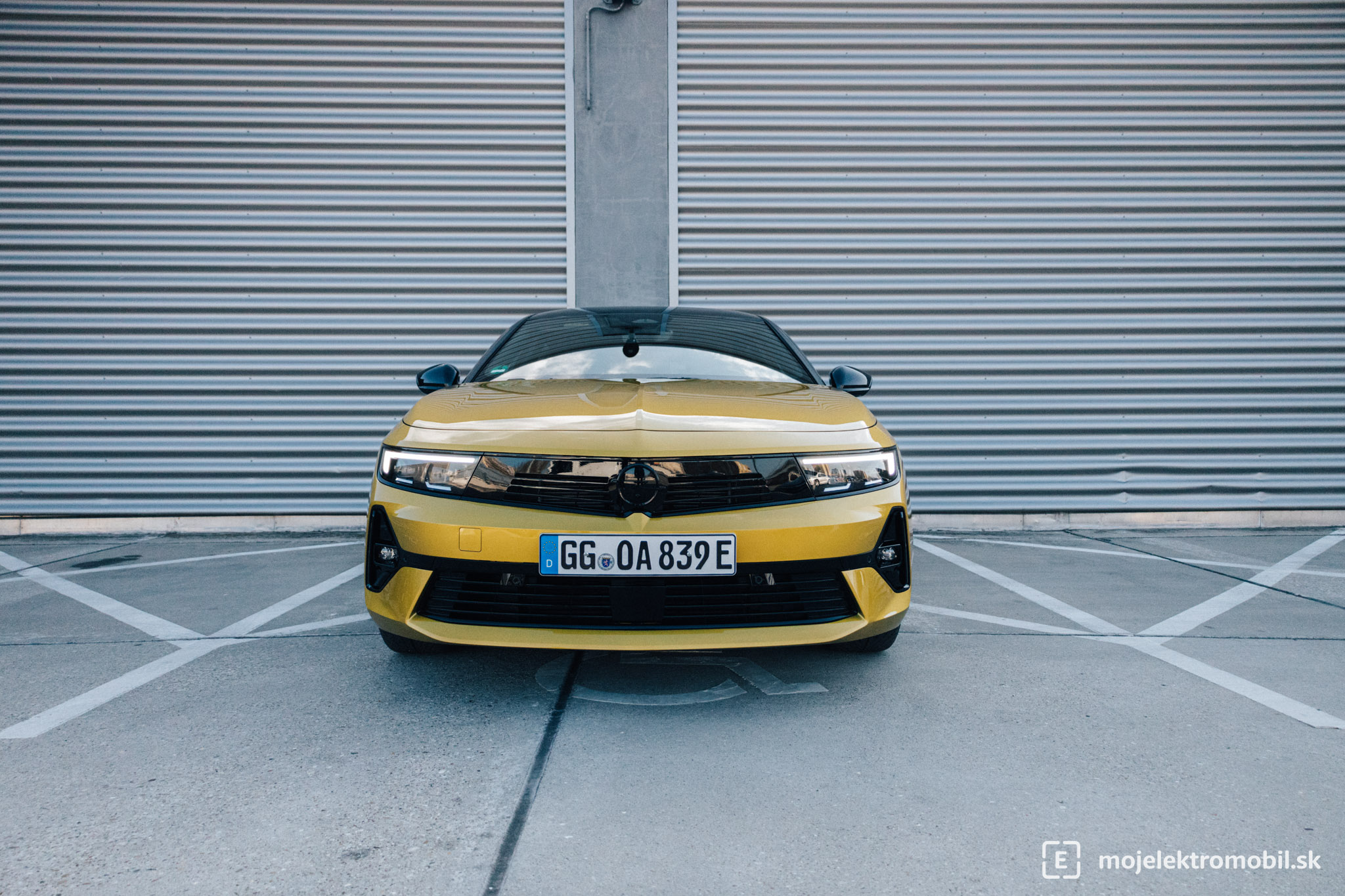 Opel Astra PHEV TEST