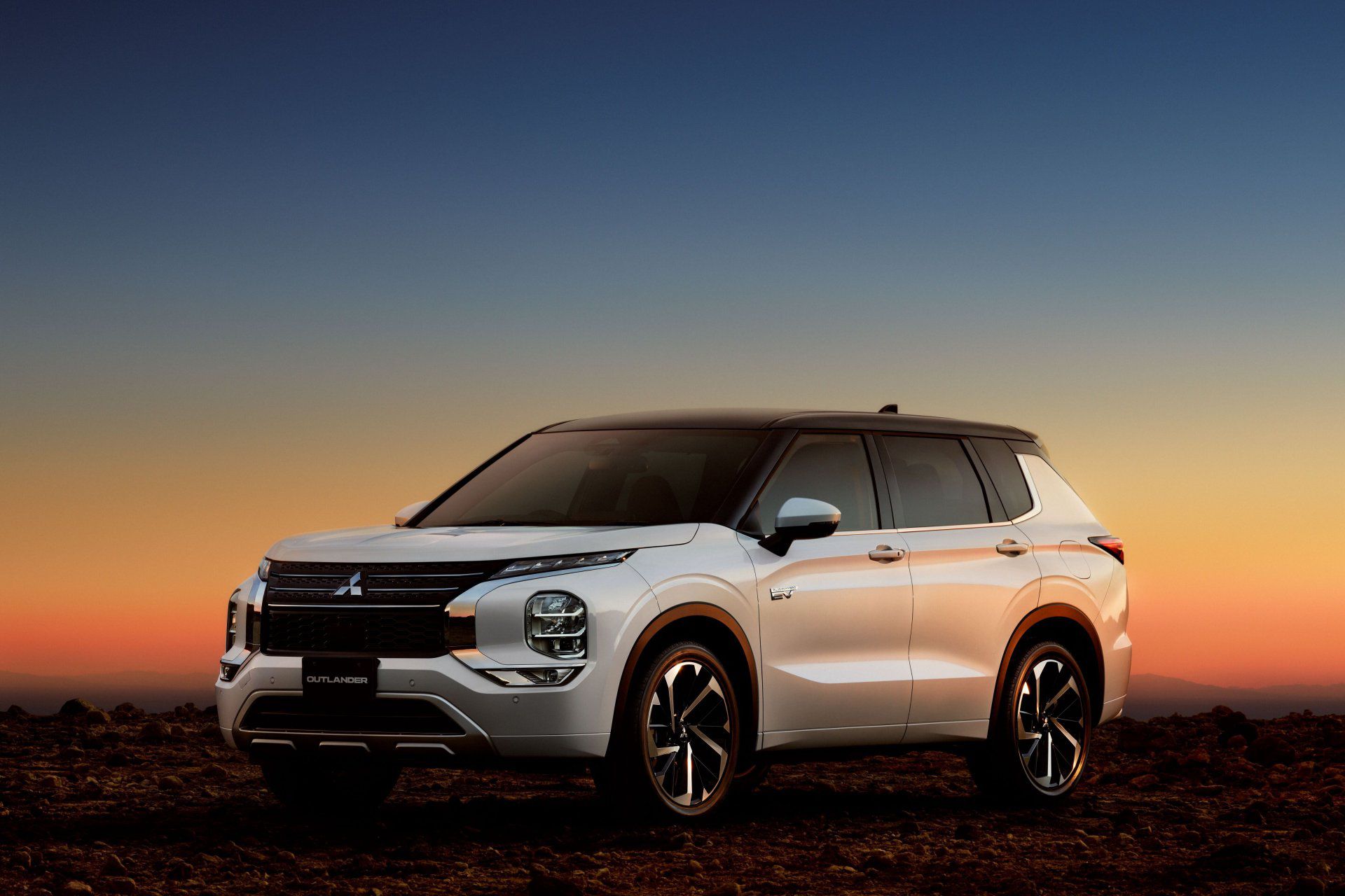 Rok 2025 do Európy prinesie nový plugin hybrid Outlander