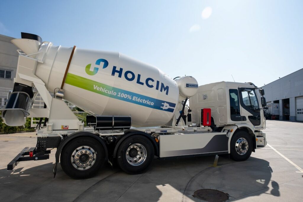 Volvo FM electric Holcim