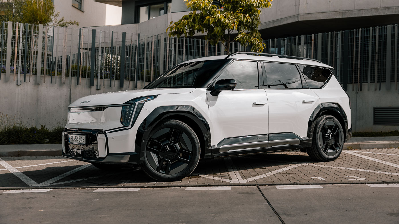 cena kia ev9