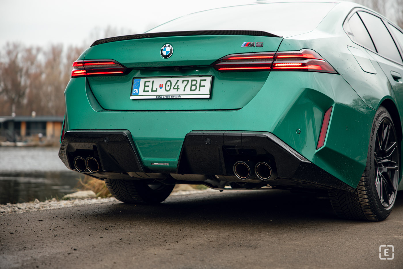 rear spoiler bmw M5 bumper 2025
