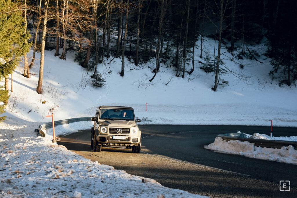 test mercedes-benz G 580 EQ 2025 snow photo