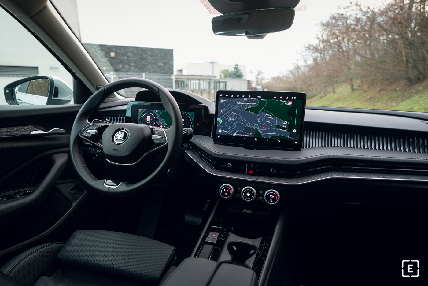 skoda superb 4 interior test 2025
