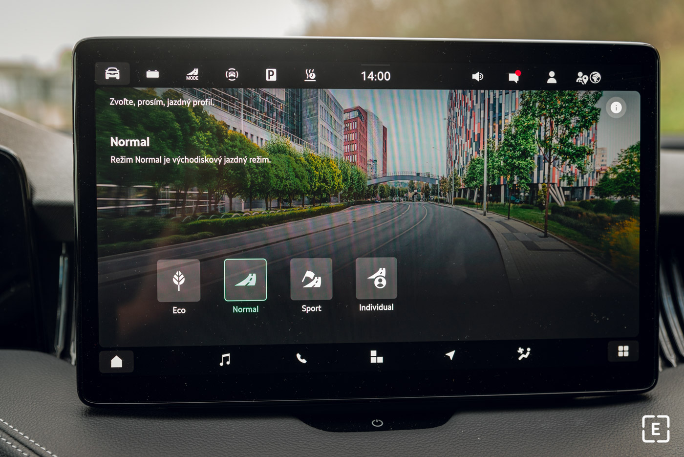 jazdné režimy škoda superb 4 phev sport normal eco individual drive modes