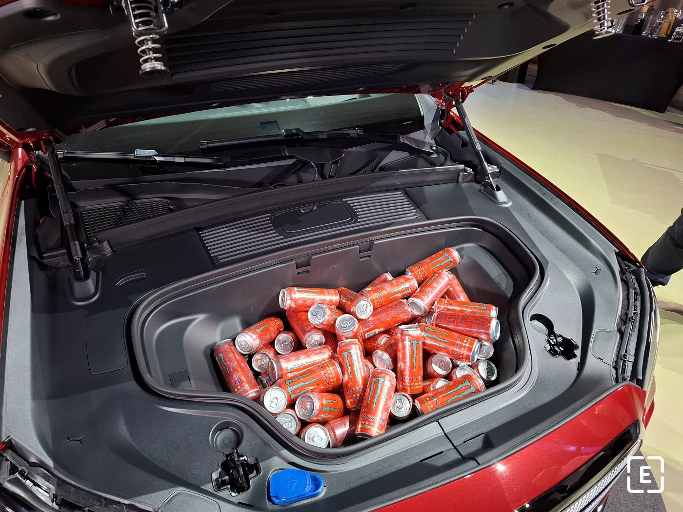 Frunk Mercedes-Benz GLC EQ