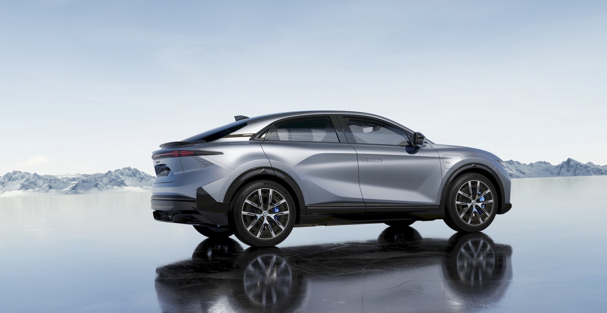 Alpine A390