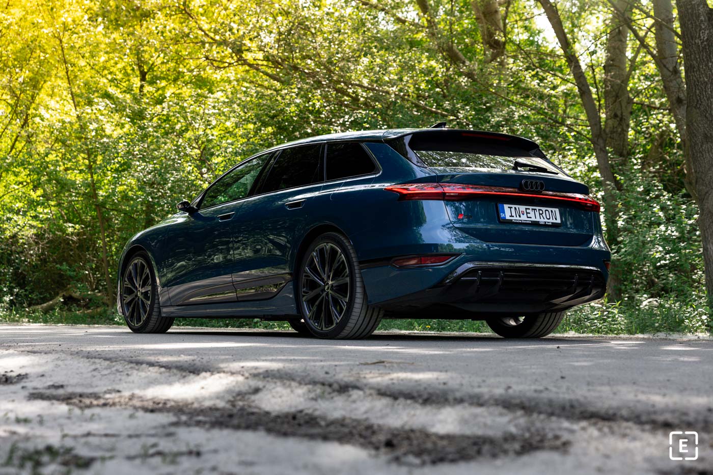dialnicny dojazd autobahn audi a6 s6 etron range highway