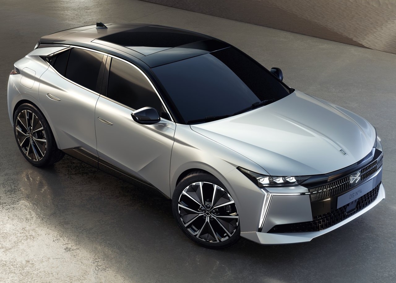 2025 EV DS N°4 BEV