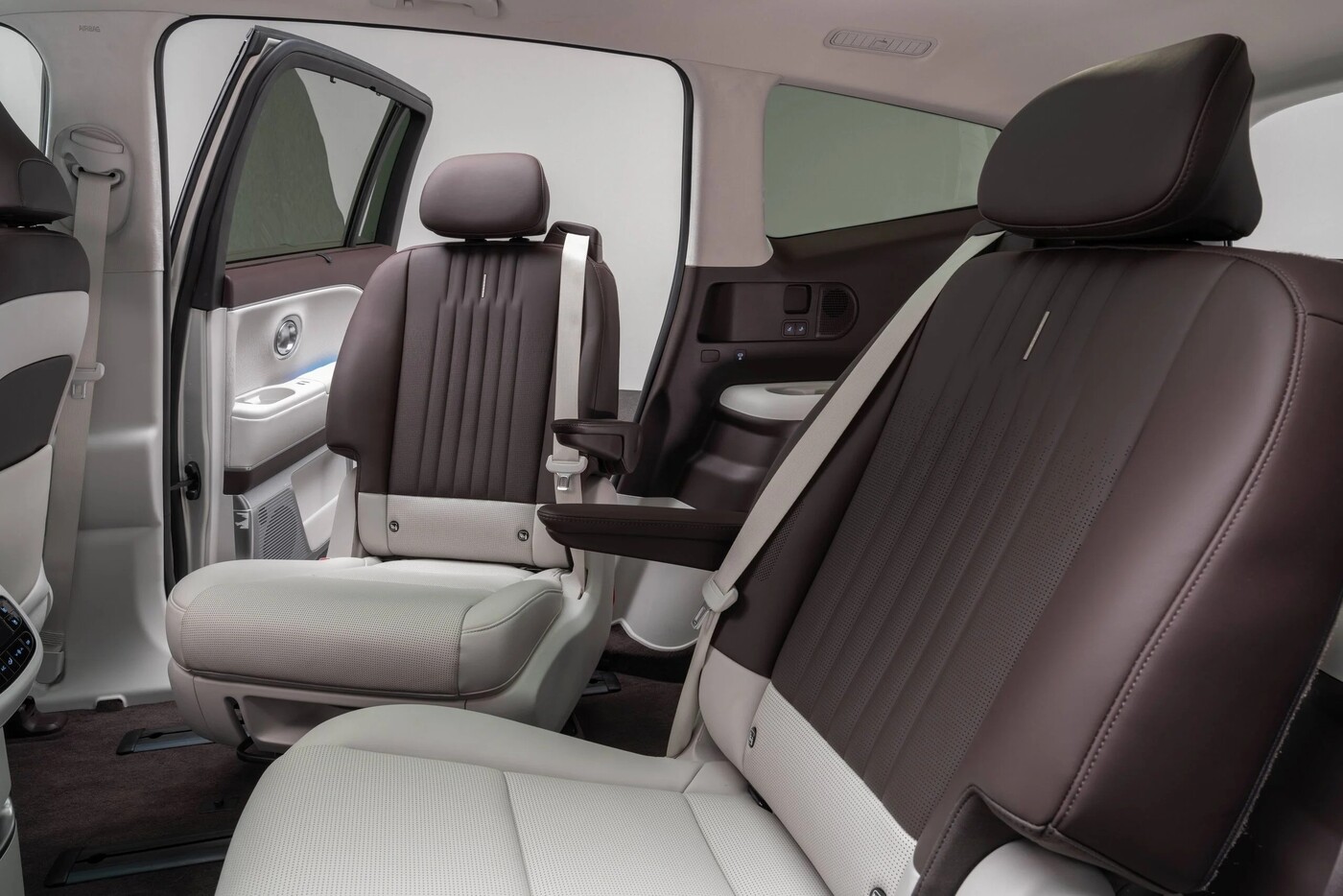 Interior Hyundai Ioniq 9 2025 BEV