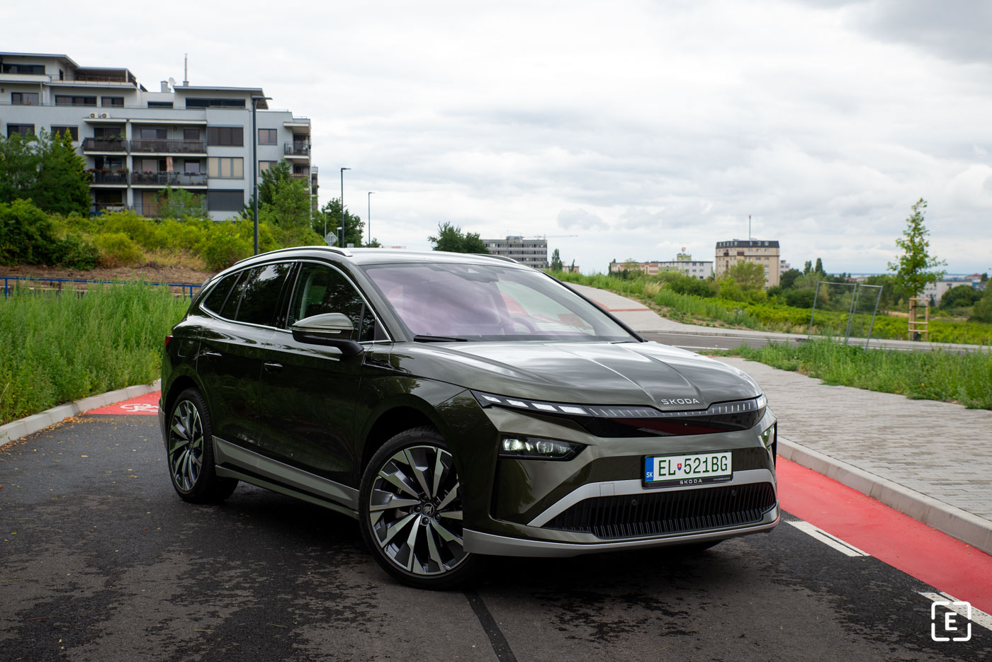 Test Škoda Enyaq 85x selection Facelift 2025 tech deck face modern solid