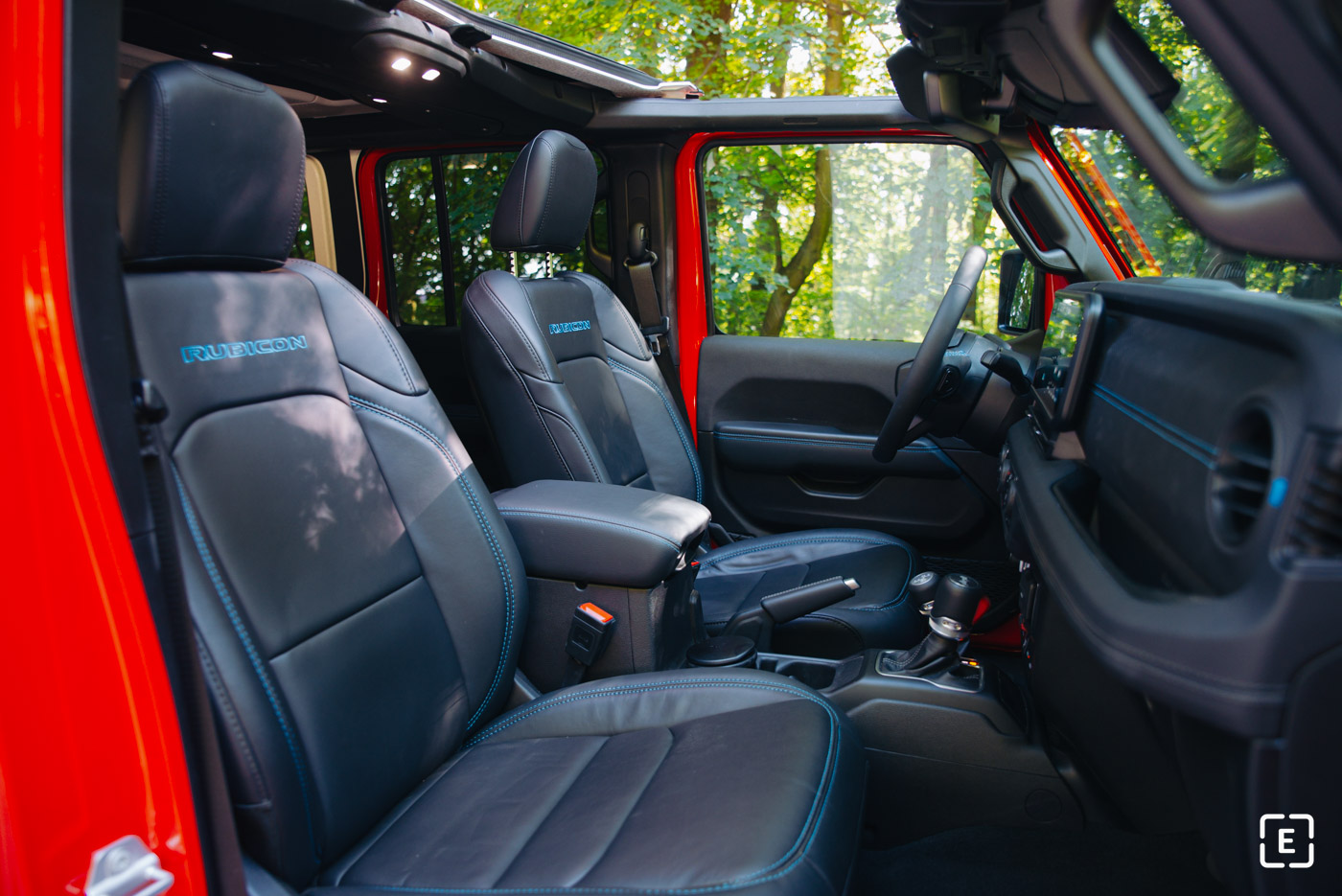 phev 2025 jeep wrangler 4xe rubicon interior black leather