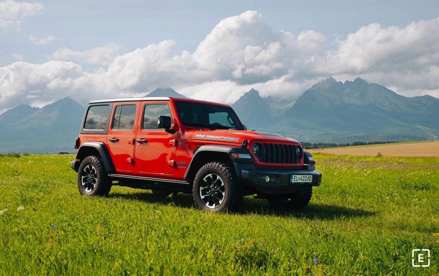 test Jeep Wrangler 4xe Unlimited Rubicon 2025 review recenze