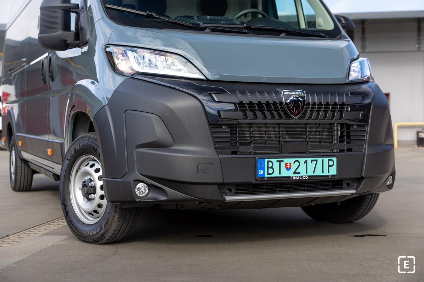 Test Peugeot E-Boxer L3H2 2025: Jazdné vlastnosti