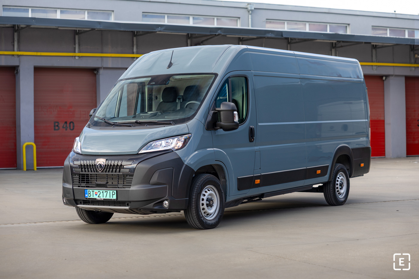 Cena Peugeot E-Boxer 2025 predaj slovensko skladom bez dph