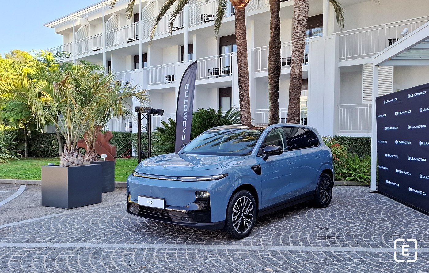 2025 Leapmotor B10 BEV Design Max