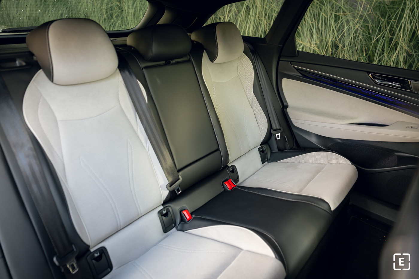 Interiér Volkswagen ID.7 Tourer Pro S rear legroom